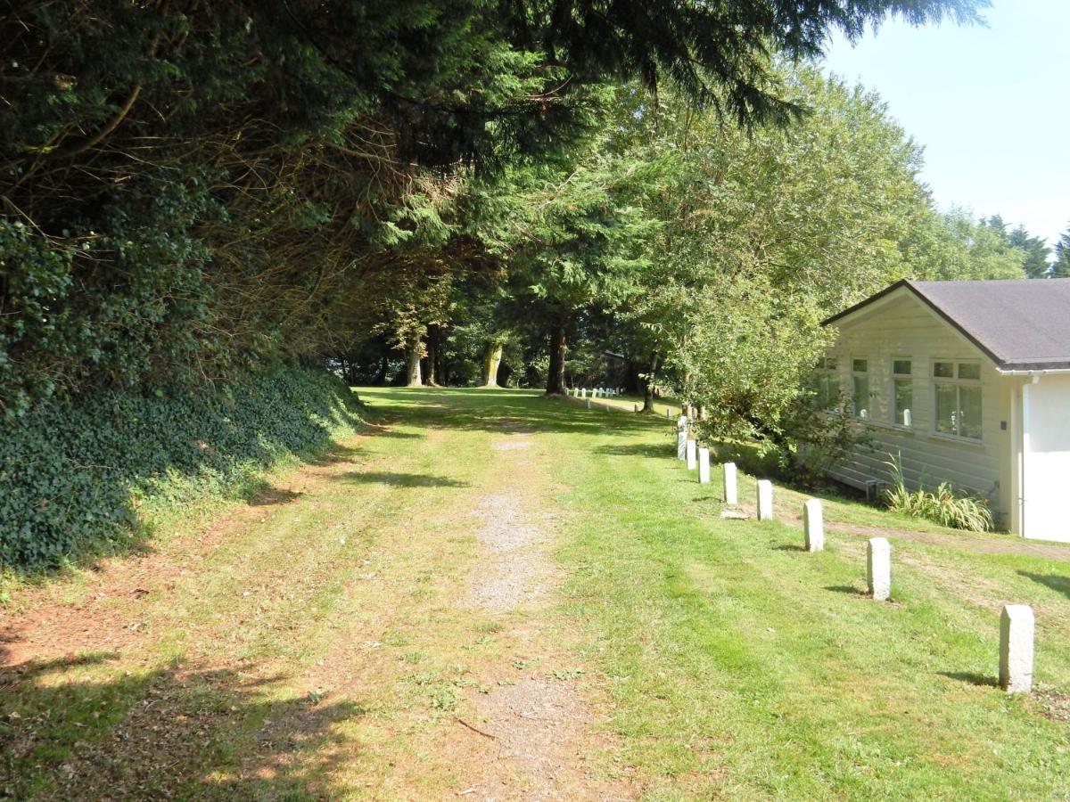 Dartmouth Chalet Holidays Extérieur photo